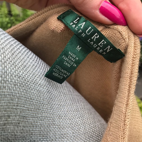 Ralph Lauren sleeveless knit cardigan with buckle - Picture 8 of 8